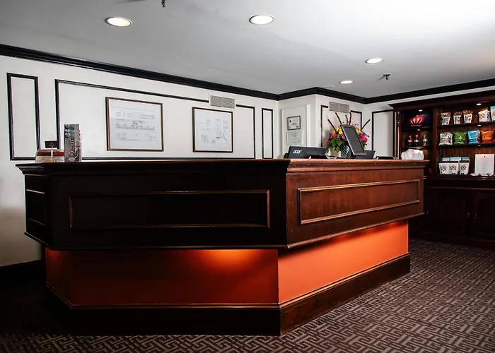 Dunhill Hotel
